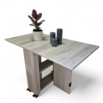 Folding table